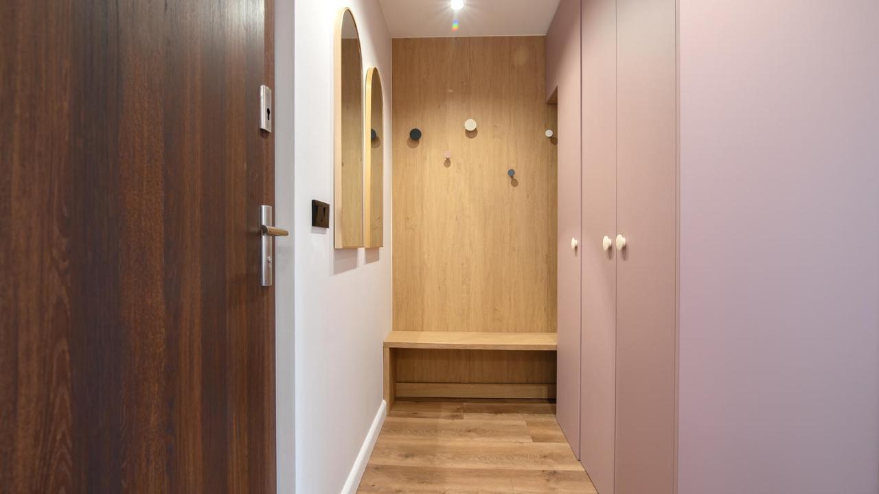 Apartment By Milo Bylo Ustron